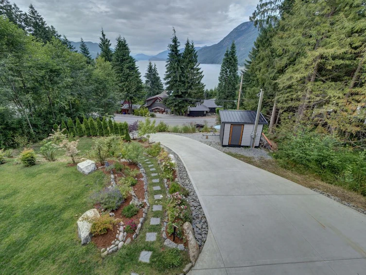 5933 Sandy Hook Road, Sechelt, BC, V7Z 0P4 - 6