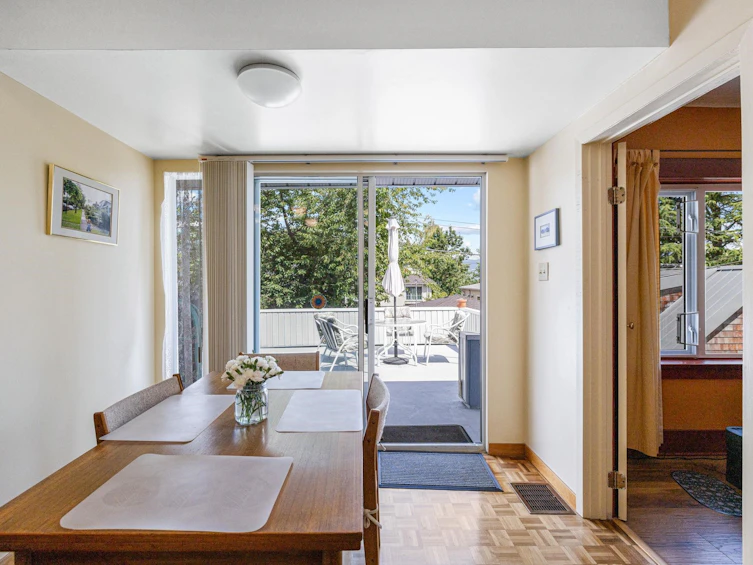 4473 W 7th Avenue, Vancouver, BC, V6R 1X1 - 18