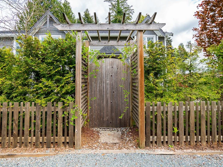 5812 244 Street, Langley, BC, V2Z 1G6 - 2