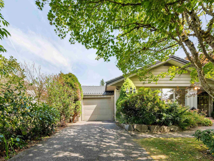 668 Westhyde Place, North Vancouver, BC, V7N 2Y4 - 38
