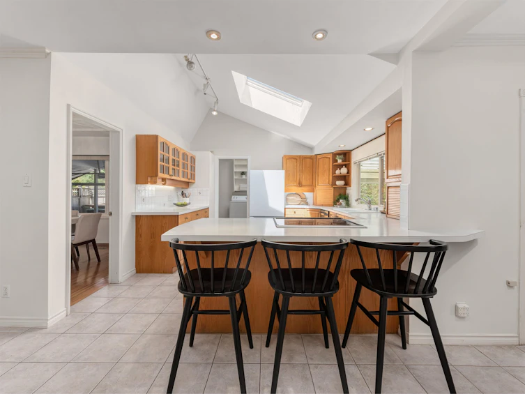 668 Westhyde Place, North Vancouver, BC, V7N 2Y4 - 22