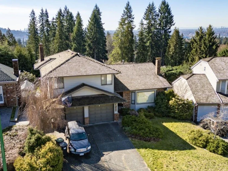 2035 Hill Drive, North Vancouver, BC, V7H 2N1