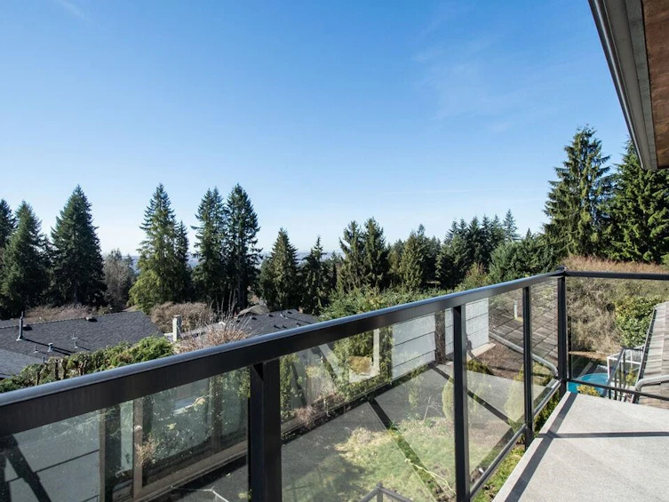 2035 Hill Drive, North Vancouver, BC, V7H 2N1 - 15