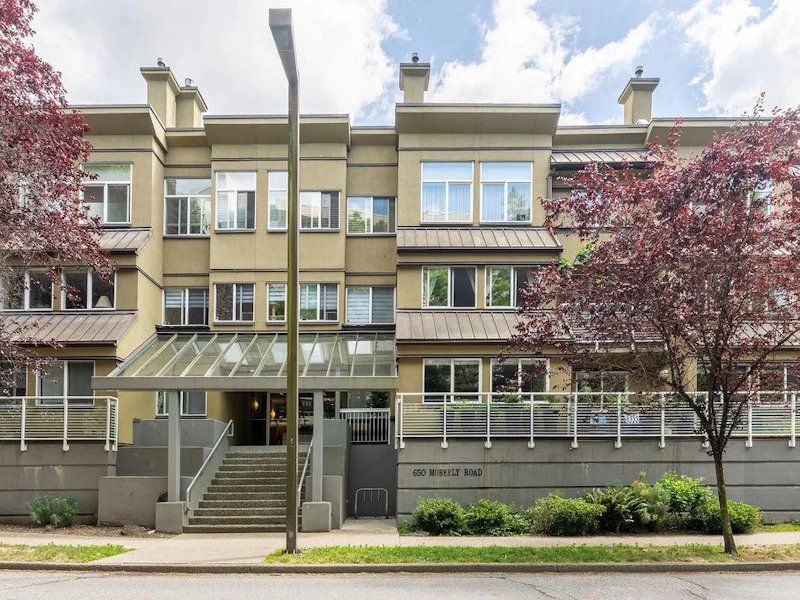 304 - 650 Moberly Road, Vancouver BC V5Z 4J1