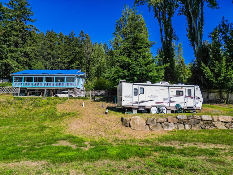 1325 Mackinnon Road, Pender Island, BC, V0N 2M1 - 11