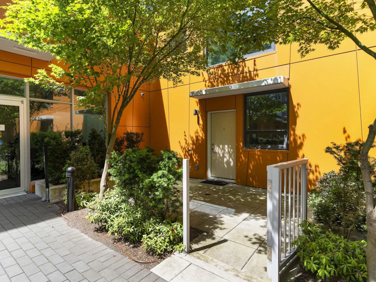 TH14-13318 104 Avenue, Surrey, BC, V3T 0R2 - 32