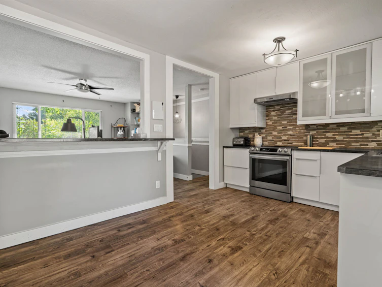 8129 Bobcat Drive, Mission, BC, V2V 5J7 - 7