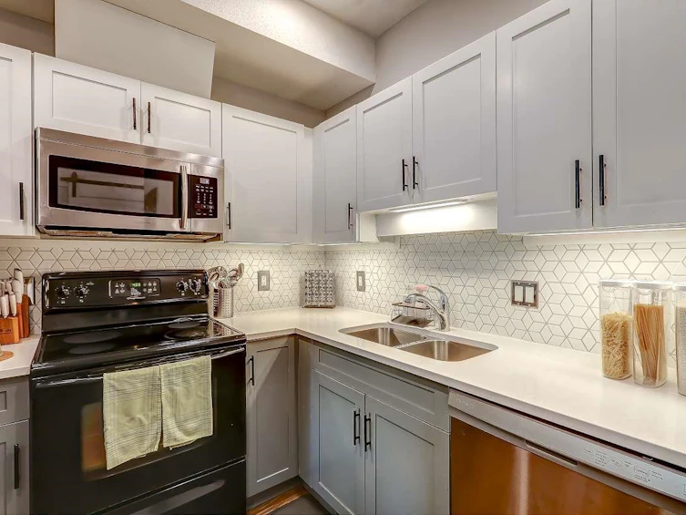 105-20281 53a Avenue, Langley, BC, V3A 3V6 - 4