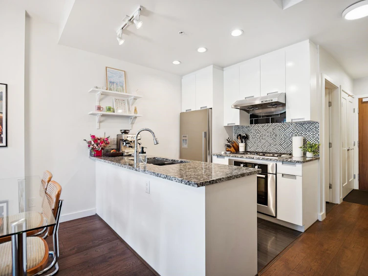 803-2507 Maple Street, Vancouver, BC, V6J 0E1 - 13