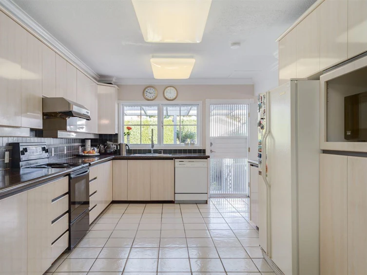 1107 W 46th Avenue, Vancouver, BC, V6M 2J9 - 6