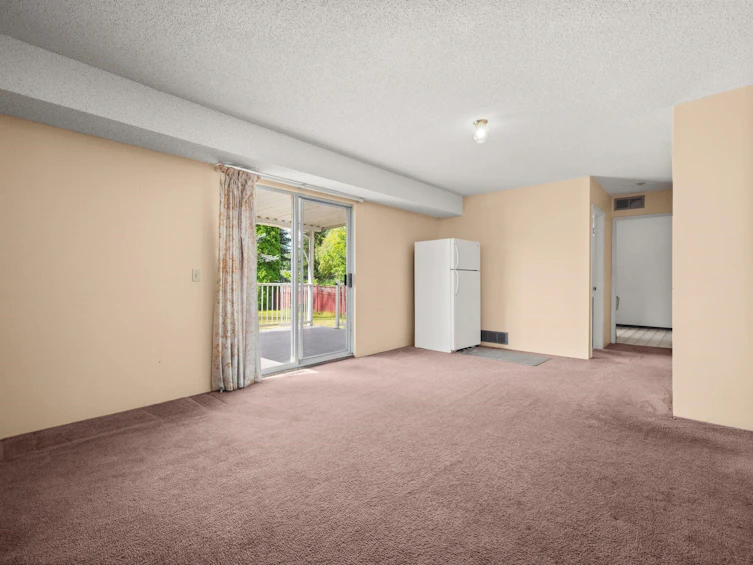 11764 74 Avenue, Delta, BC, V4C 1E8 - 12