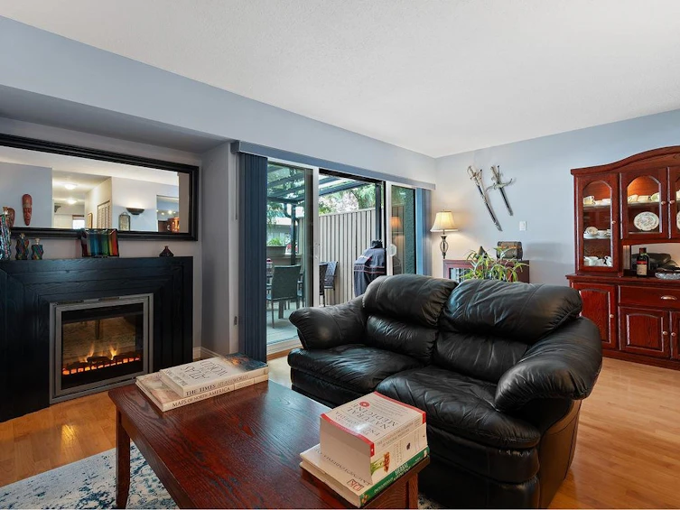 99-13796 Central Avenue, Surrey, BC, V3T 1R9 - 13