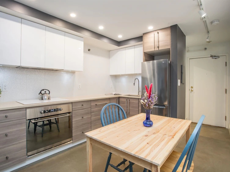 104-825 E 7th Avenue, Vancouver, BC, V5T 1P4 - 4