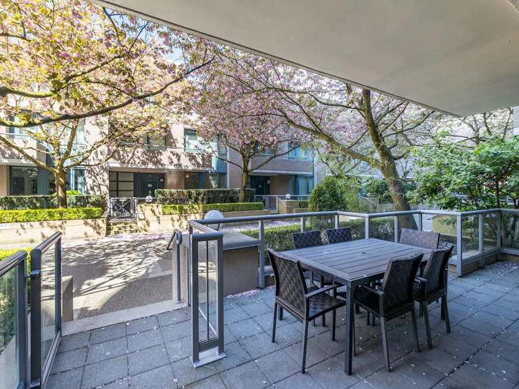 1019 Expo Boulevard, Vancouver, BC, V6Z 2W1 - 2