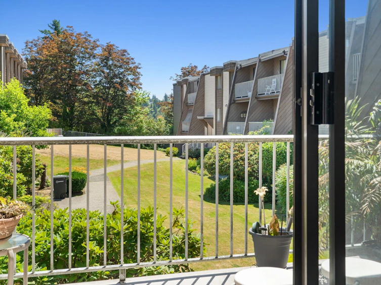 202-3911 Carrigan Court, Burnaby, BC, V3N 4J7 - 10