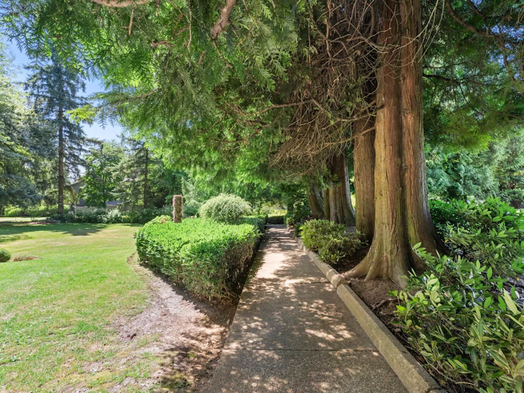 202-3911 Carrigan Court, Burnaby, BC, V3N 4J7 - 24