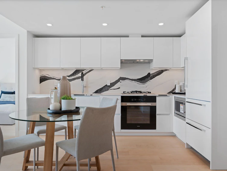 407-135 E 13 Street, North Vancouver, BC, V7L 0E5 - 23