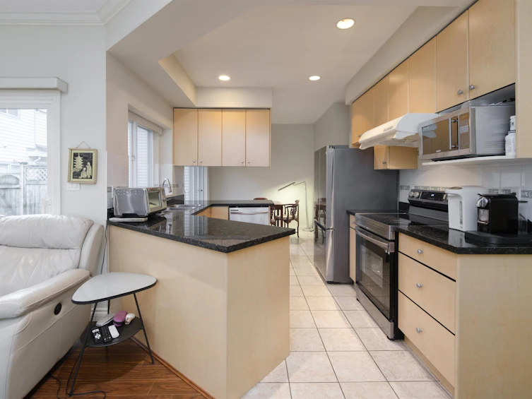 3-7320 St Albans Road, Richmond, BC, V6Y 2K3 - 5