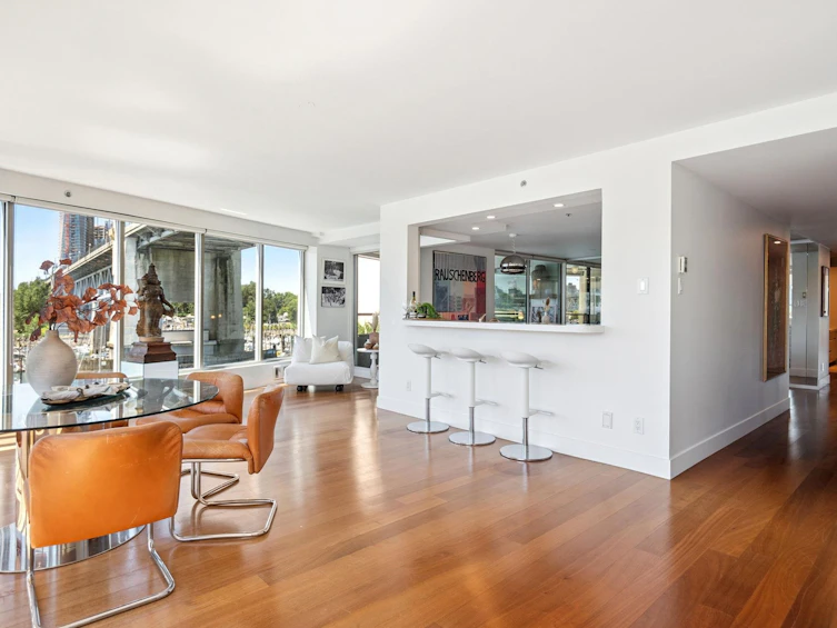 301-1012 Beach Avenue, Vancouver, BC, V6E 1T7 - 9