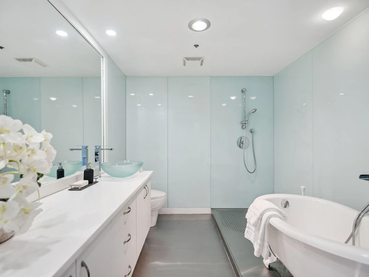 301-1012 Beach Avenue, Vancouver, BC, V6E 1T7 - 18
