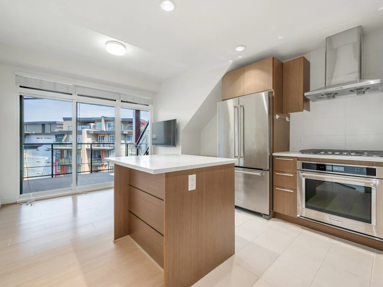 PH7-3462 Ross Drive, Vancouver, BC, V6S 0H6 - 2