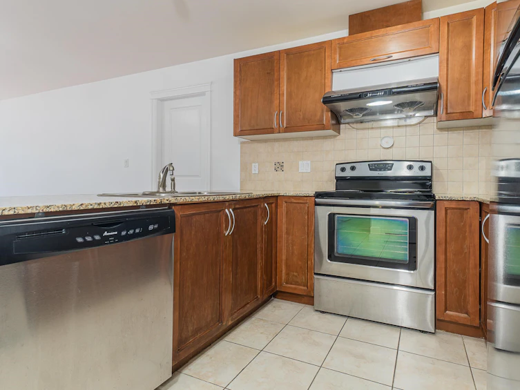 312-12088 75a Avenue, Surrey, BC, V3W 1Y4 - 12