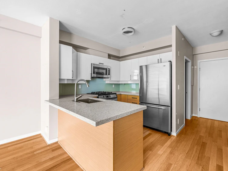 207-2228 Marstrand Avenue, Vancouver, BC, V6K 4T1 - 12