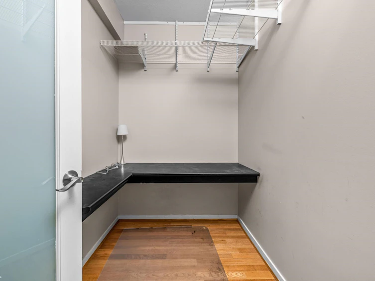 207-2228 Marstrand Avenue, Vancouver, BC, V6K 4T1 - 23