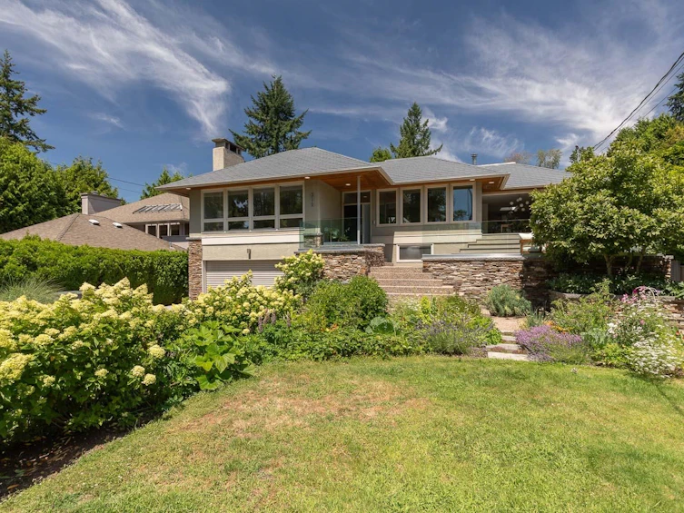 3179 W 49th Avenue, Vancouver, BC, V6N 3T3 - 2