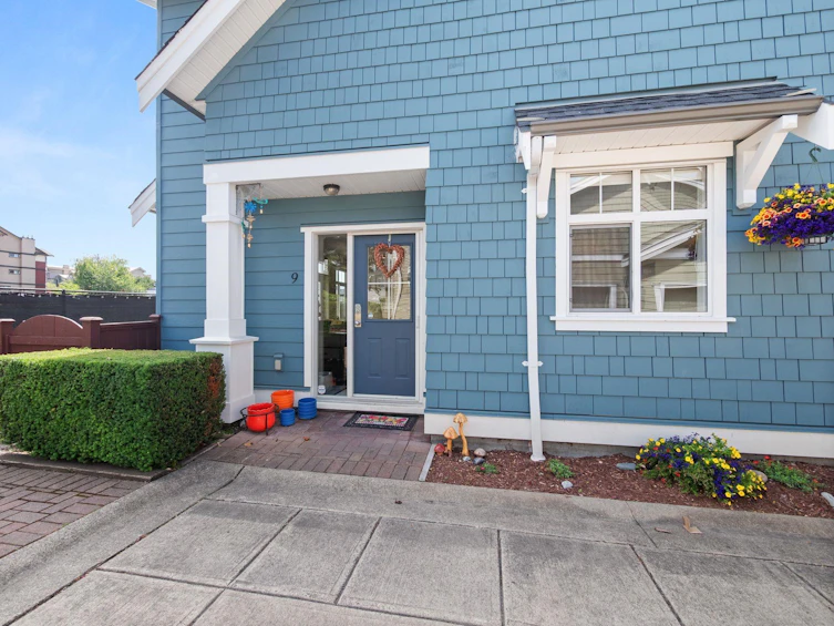 9-4910 Central Avenue, Delta, BC, V4K 2G6 - 2