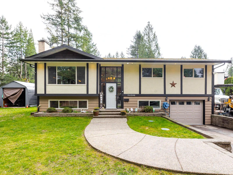 20390 42nd Avenue, Langley BC V3A 3A7