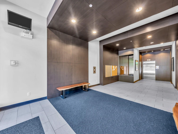 304-1177 Marine Drive, North Vancouver, BC, V7P 1T1 - 3