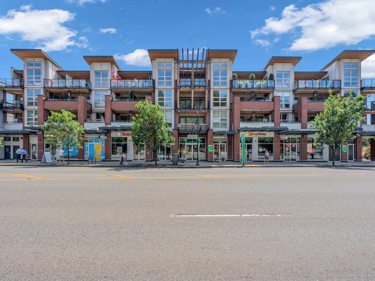 304-1177 Marine Drive, North Vancouver, BC, V7P 1T1