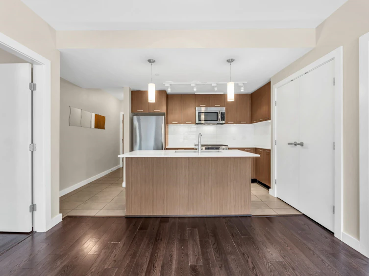 304-1177 Marine Drive, North Vancouver, BC, V7P 1T1 - 22