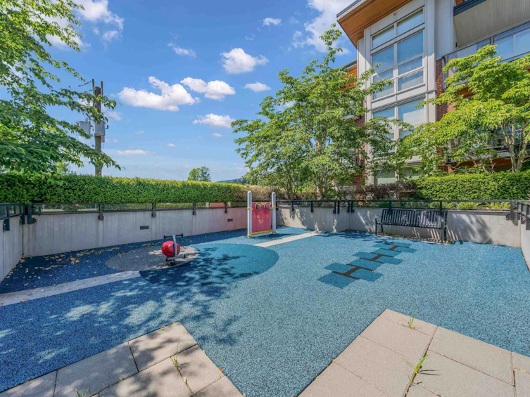 304-1177 Marine Drive, North Vancouver, BC, V7P 1T1 - 35