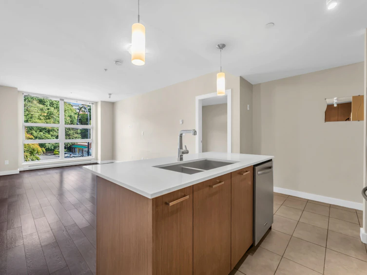 304-1177 Marine Drive, North Vancouver, BC, V7P 1T1 - 19