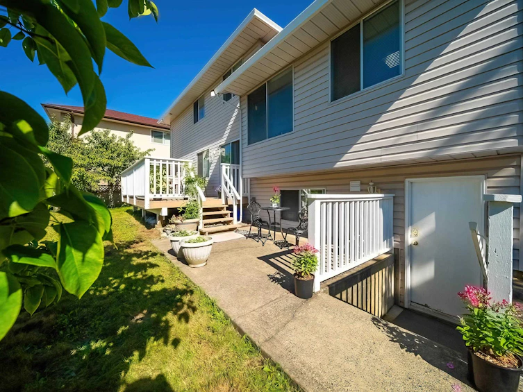 6250 Clinton Street, Burnaby, BC, V5J 2M7 - 36