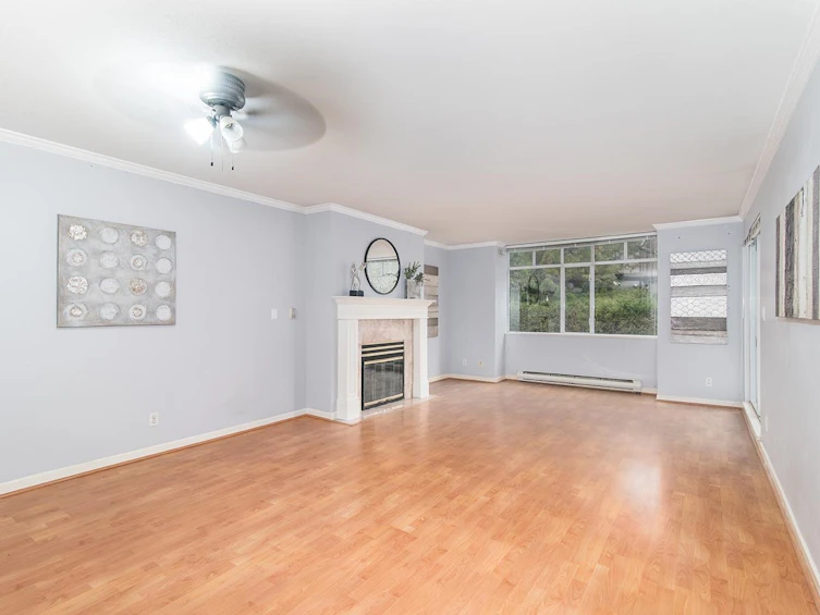 207-9767 140 Street, Surrey, BC, V3T 4M4 - 7