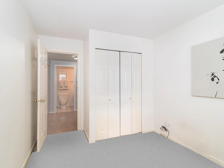 207-9767 140 Street, Surrey, BC, V3T 4M4 - 20