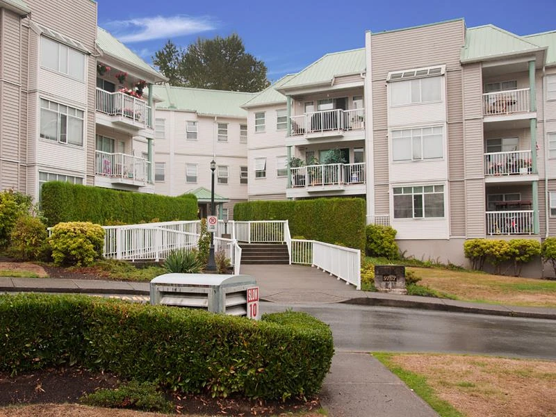 207 - 9767 140th Street, Surrey BC V3T 5S4