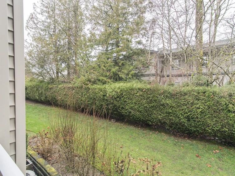 207-9767 140 Street, Surrey, BC, V3T 4M4 - 34