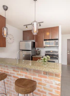 2703 58 Keefer Place