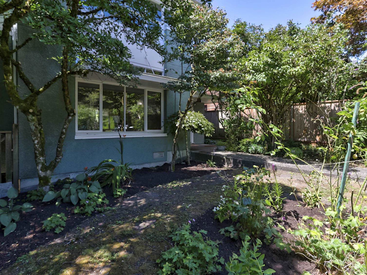 6017 Holland Street, Vancouver, BC, V6N 2B2 - 31