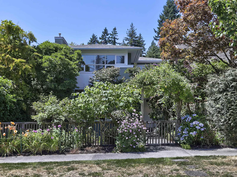 6017 Holland Street, Vancouver BC V6N 2B2