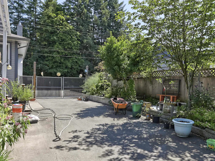 12505 208 Street, Maple Ridge, BC, V2X 4X1 - 11