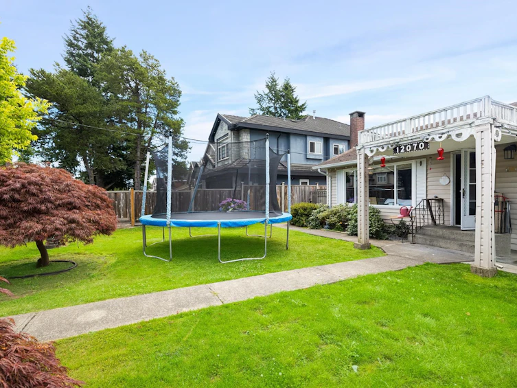 12070 76a Avenue, Surrey, BC, V3W 2W5 - 21