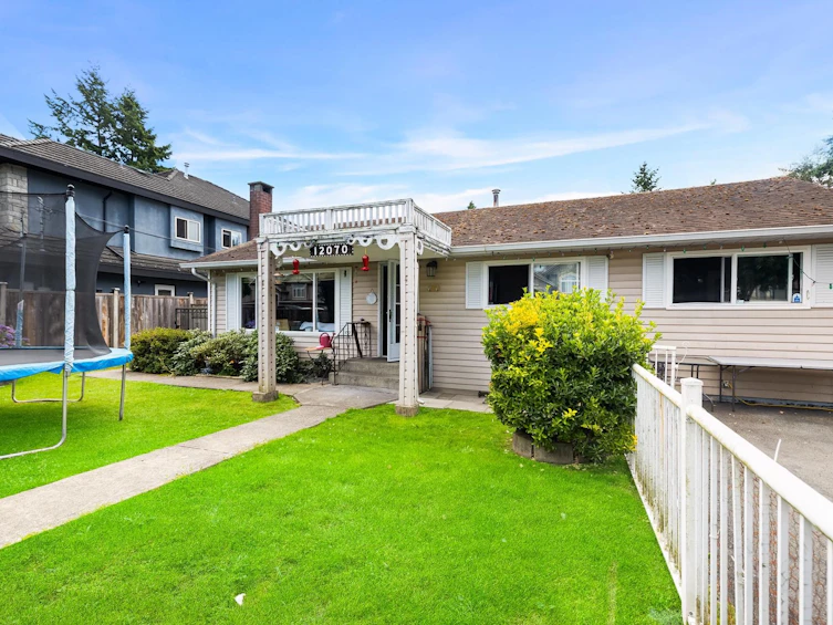12070 76a Avenue, Surrey, BC, V3W 2W5 - 20
