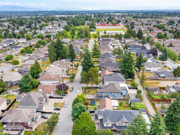 12070 76a Avenue, Surrey, BC, V3W 2W5 - 4