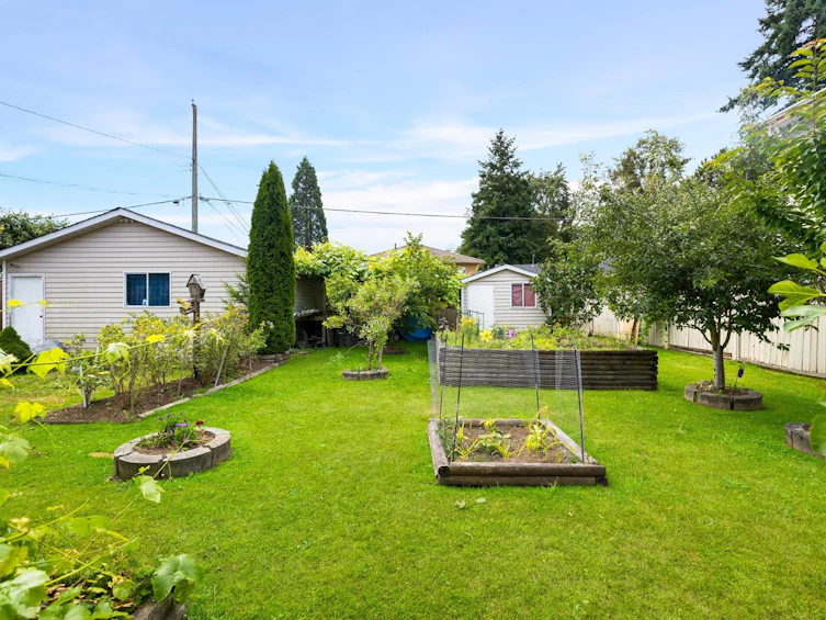 12070 76a Avenue, Surrey, BC, V3W 2W5 - 15