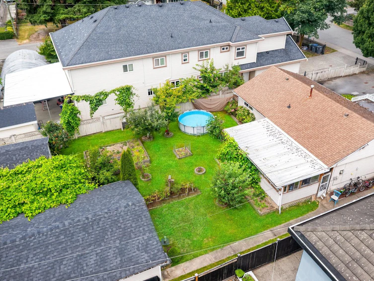 12070 76a Avenue, Surrey, BC, V3W 2W5 - 9